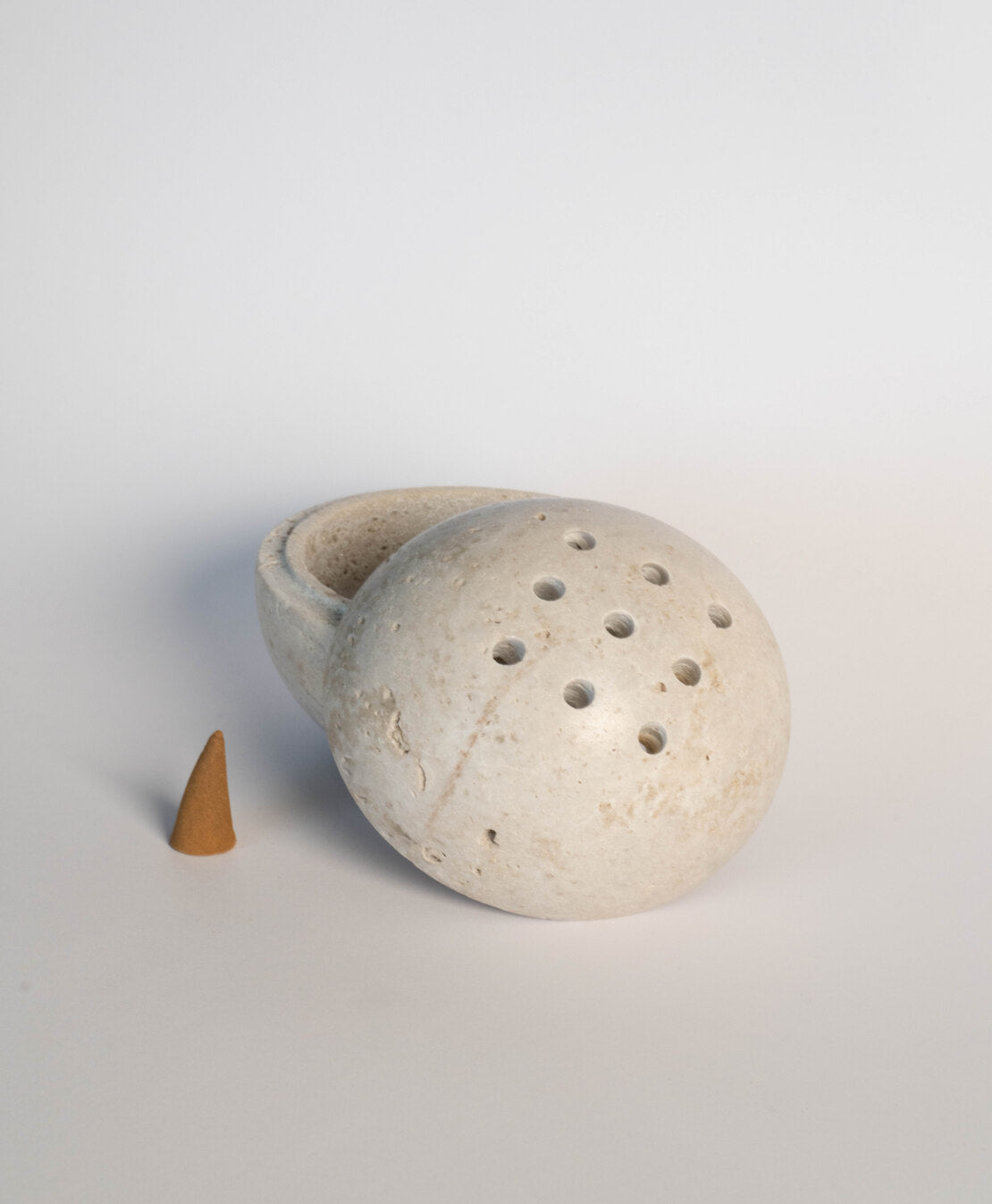 BEIGE TRAVERTINE SPHERE BURNER